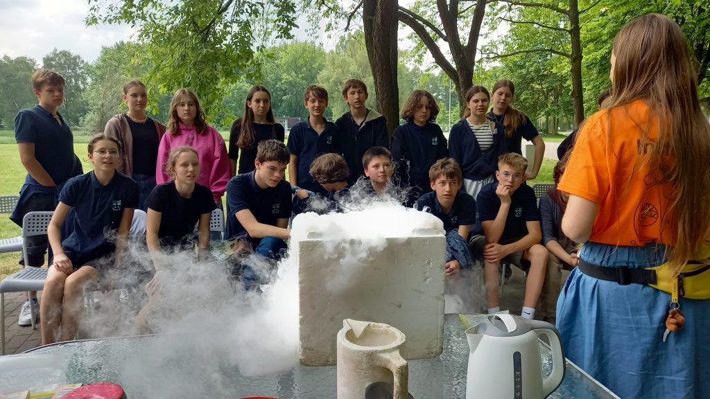 7b – wyjście do Ogrodu Doświadczeń