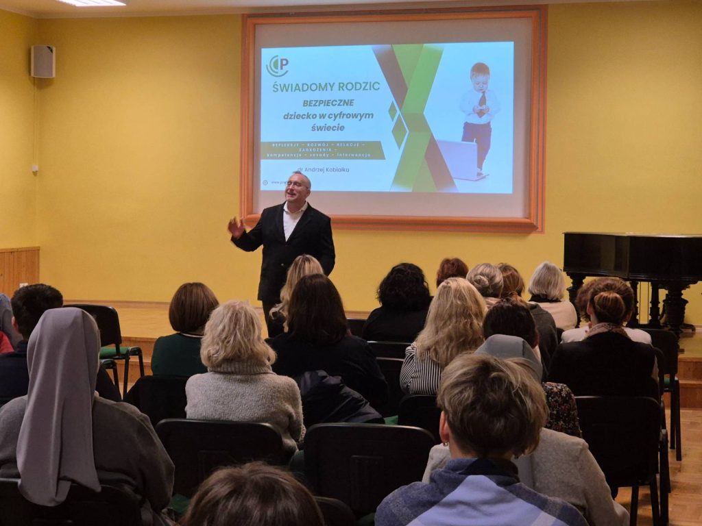Wykład w ramach Dni Profilaktyki ,,Uwaga Smartfon’’ dla rodziców i nauczycieli  