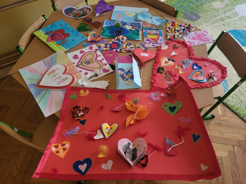 Wyniki konkursu plastycznego „Zanurzeni w miłości”