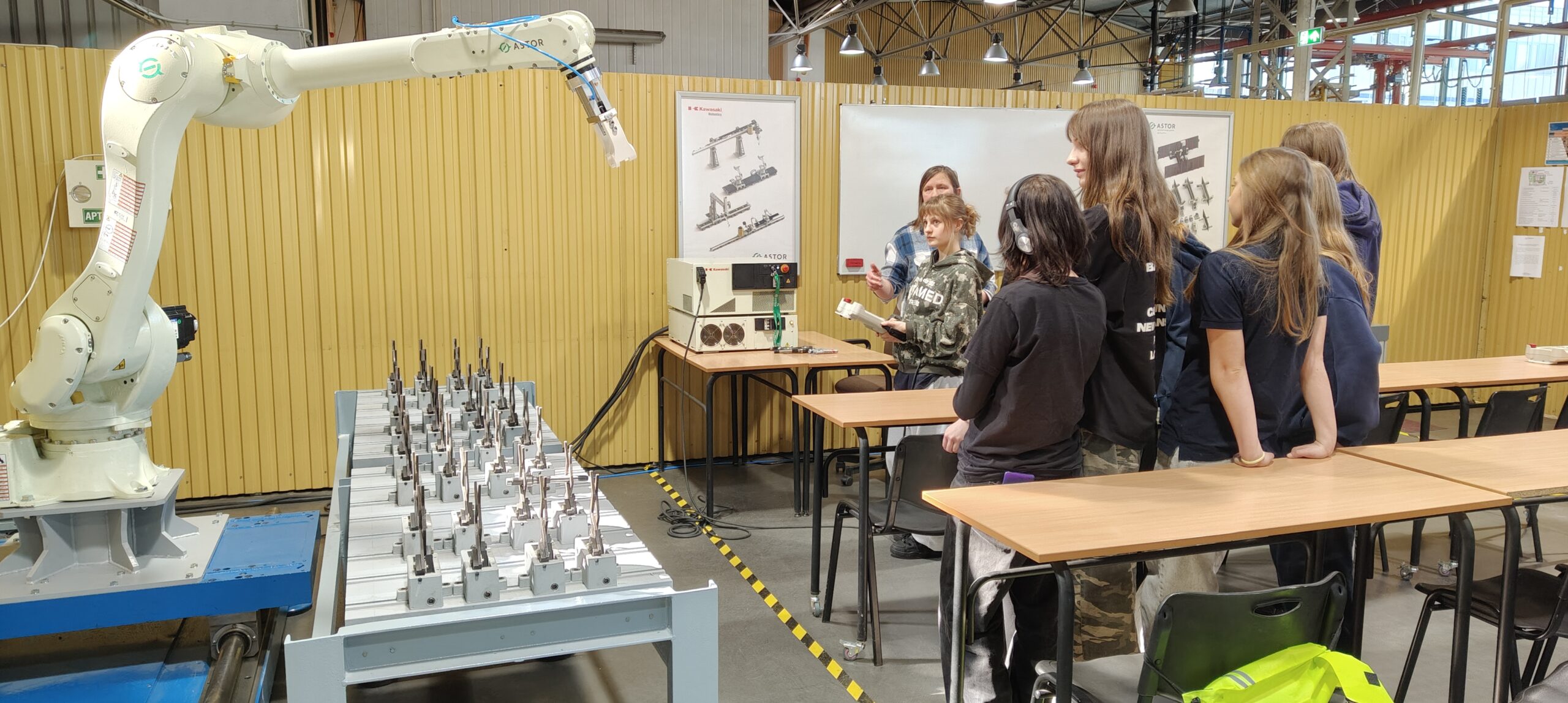 Wizyta klasy 8a na Politechnice Krakowskiej Wizyta klasy 8a na Politechnice Krakowskiej